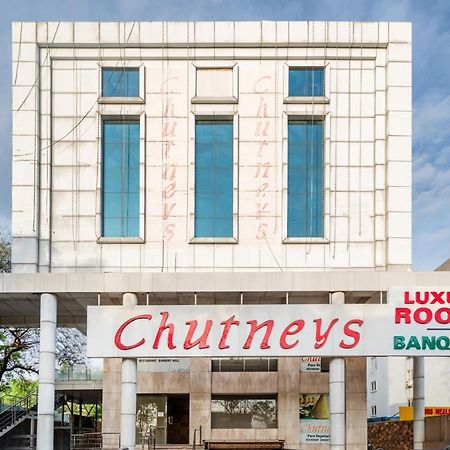 Hotel Chutneys Хайдарабад Экстерьер фото